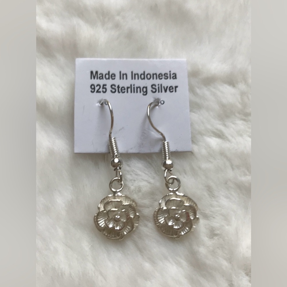 Silver flower earrings